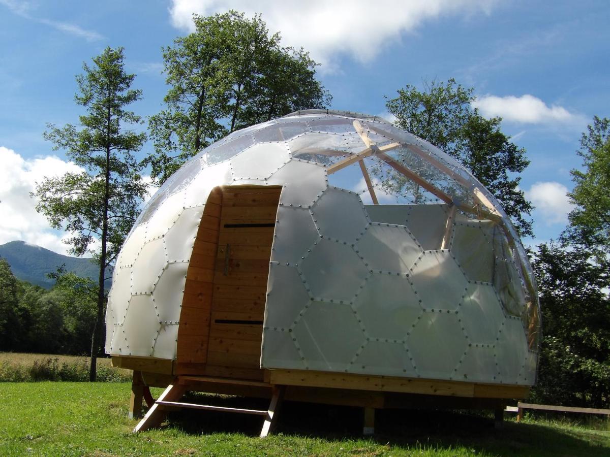 Camping 3 Etoiles - Piscine Chauffee - Vue Montagne Saint-Girons  Exterior photo
