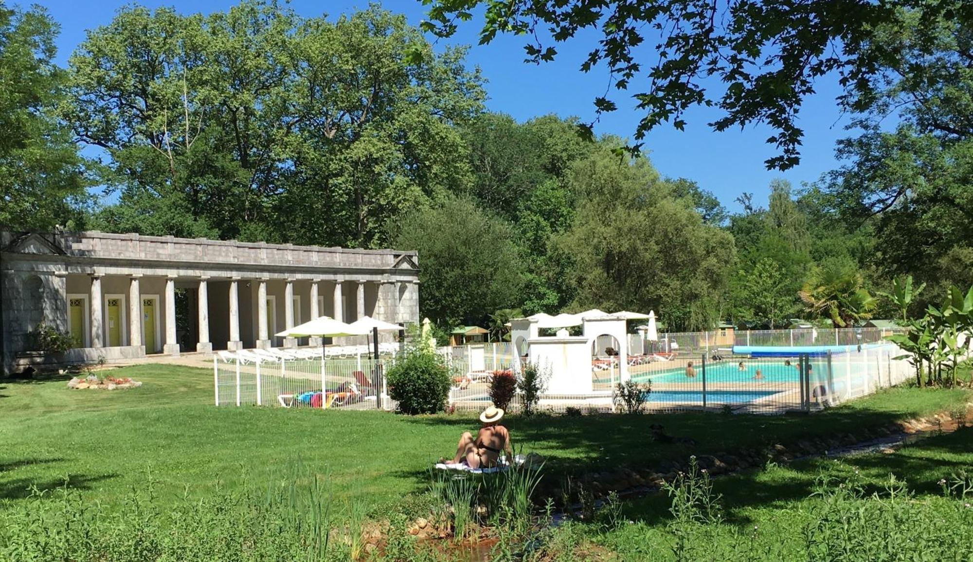 Camping 3 Etoiles - Piscine Chauffee - Vue Montagne Saint-Girons  Exterior photo